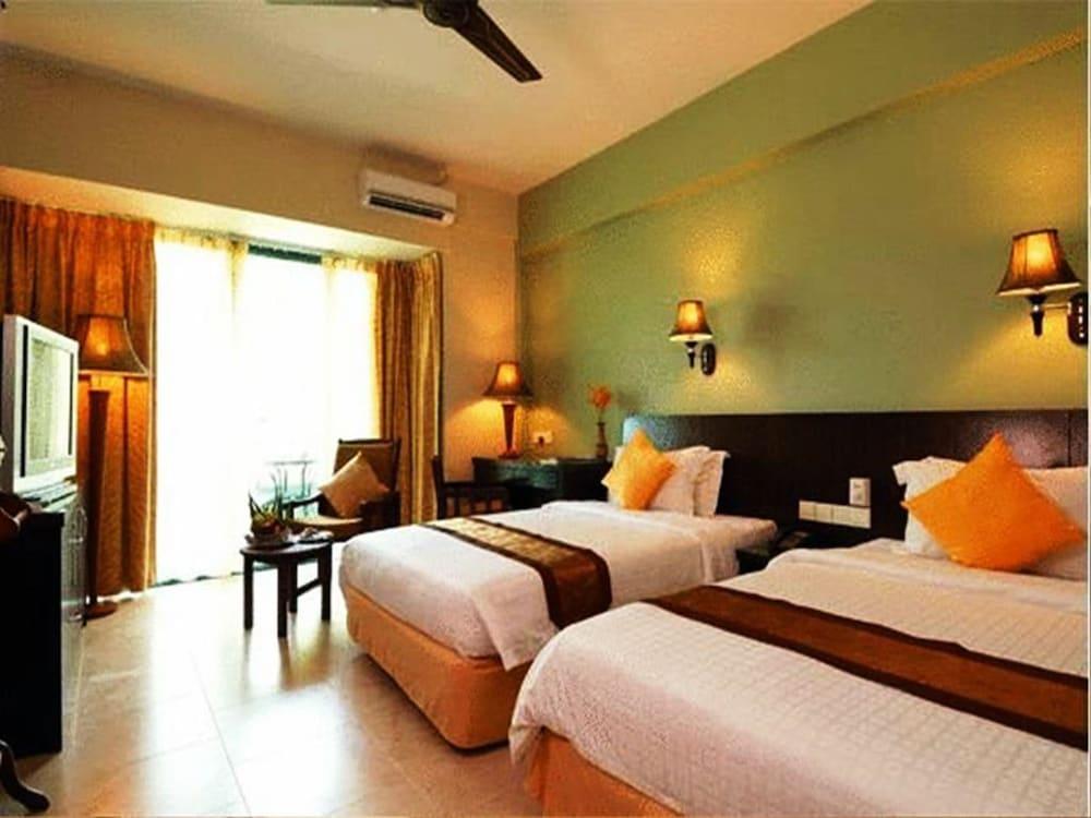 Beringgis Beach Resort & Spa Papar Εξωτερικό φωτογραφία