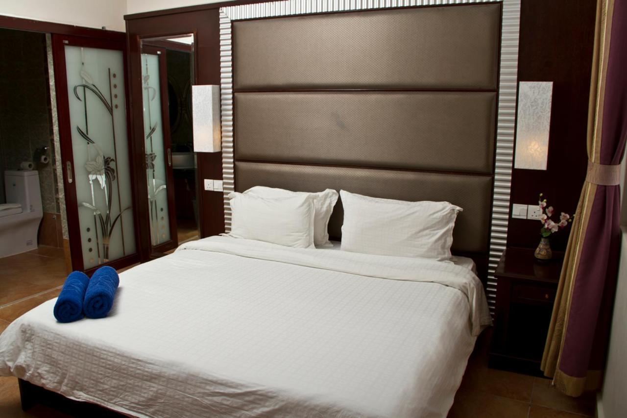 Beringgis Beach Resort & Spa Papar Εξωτερικό φωτογραφία