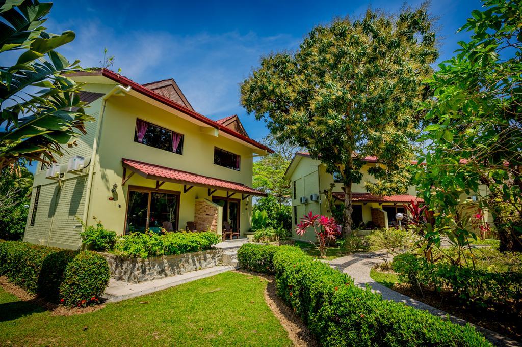 Beringgis Beach Resort & Spa Papar Εξωτερικό φωτογραφία